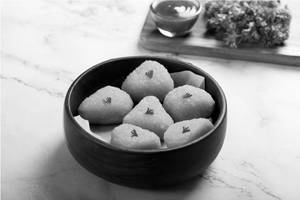 Chicken Nuggets (6 Pcs)