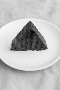 Real Bites Choco Pyramid Pastry