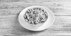 Chicken Manchow Soup With Fried Noodles