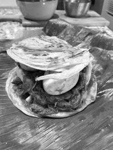Egg Pothi Parotta