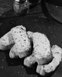 Garlic Bread With Cheese