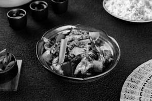 Stir Fry Chicken In Chilli & Black Bean Sauce