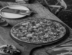 Drama Queen Thin Crust Pizza