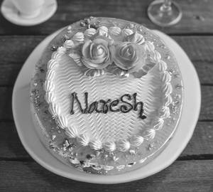 Fresh Cream Butterscotch Cool Cake (1Kg)