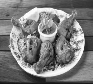 Chicken Roasted [. Half murga.]