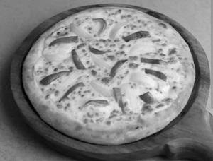 Onion And Capsicum Pizza