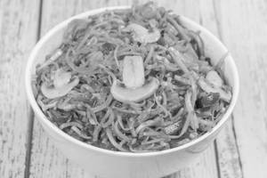 Mushroom schezwan Noodles