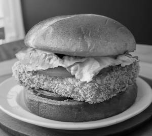 Tandoori Crispy Paneer Burger