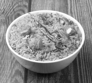 Veg Schezwan Fried Rice with Gravy