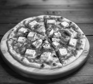 Peri Peri Paneer pizza