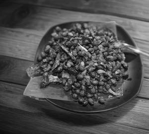Spicy Garlic Peanut Fry
