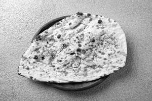 Stuffed Naan (plain/butter)
