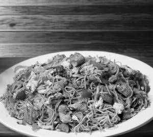 Chicken Schezwan Noodles