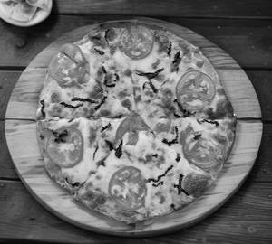 Classic Margherita Pizza