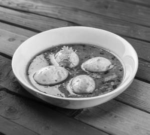 2 porotta + egg curry