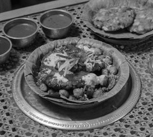 Aloo Tikki Chaat
