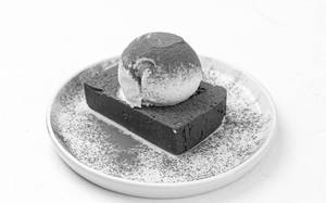 Flourless Chocolate Cake