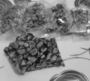 Gulshegdana Chikki. [5 Piece]