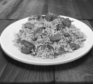 Schezwan chicken fried rice (350gm)