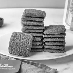Butter Semolina Shortbread