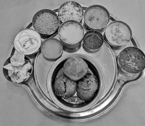 Rajasthani Thali (100% Restaurant Menu Price)