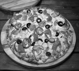 Exotic Veggie Pizza