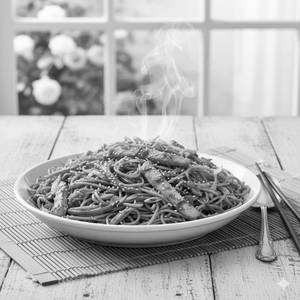 Chicken hakka noodles