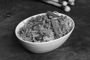 Schezwan Beef Noodles