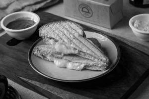 Ombc 3 Cheese Melt Sw