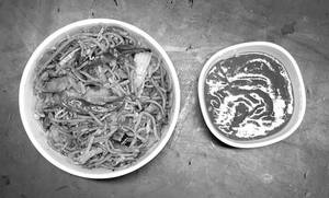 Schezwan Chicken Noodles