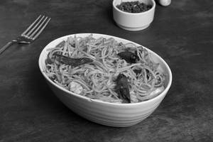 Schezwan Veg Noodles