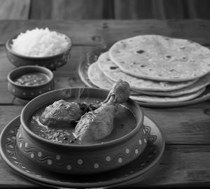 Chicken Curry 2 Pcs + 4 Roti