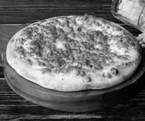 Margherita pizza [regular]