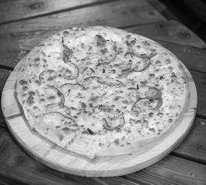 Cheese pizza