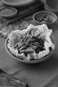Kurkure Bhindi