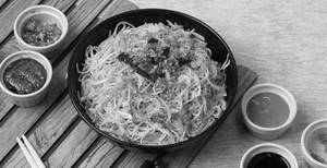 Veg Chilli Garlic Noodles