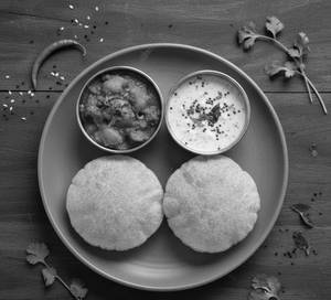 Puri(2 Pieces)