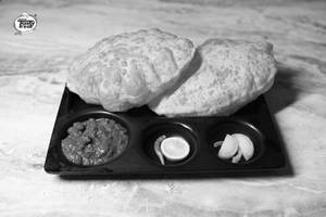 Plain Chole Bhature [2 Bhature]