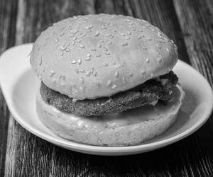 Aloo tikki burger
