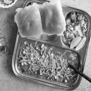 Misal pav