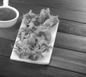 Onion pakoda