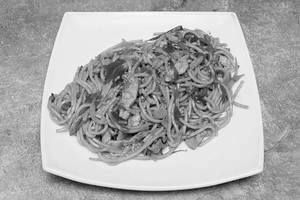 Chicken schezwan noodles