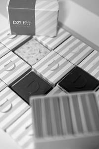 White Chocolate & Kulfi Mini Bar