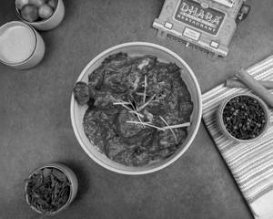 Murgh Saag Wala