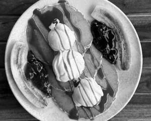 Banana Split Pancake