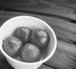 Small Gulab Jamun