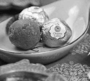 Channa Ladoo