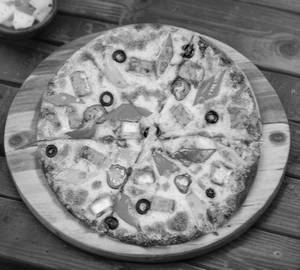 Double Cheese Pizza.