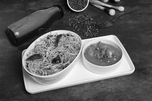 Veg Schezwan Noodles & Mushroom Hakka Style + Fresh Juice