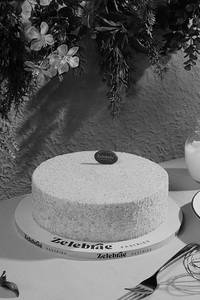 Classic Honey Cake 1kg